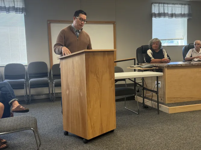 Planning commission discusses data center moratorium